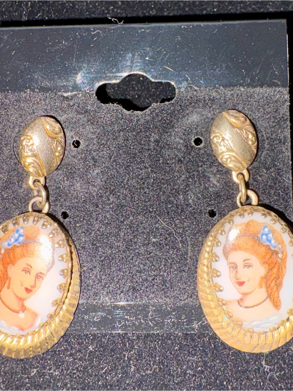 Vintage Portrait Drop Earrings in Gold-tone